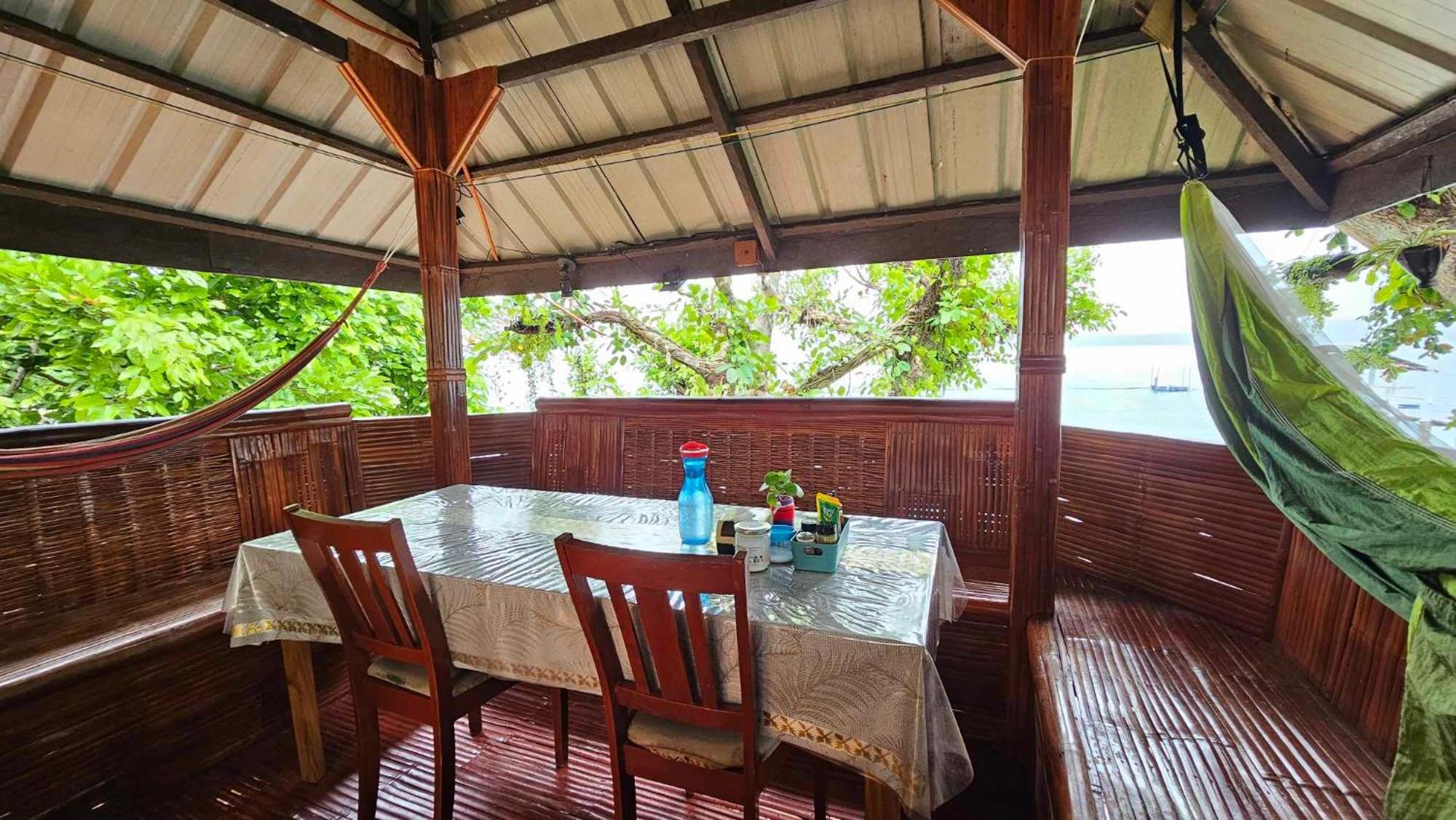 Eagles Nest Beach Resort Davao Luaran gambar