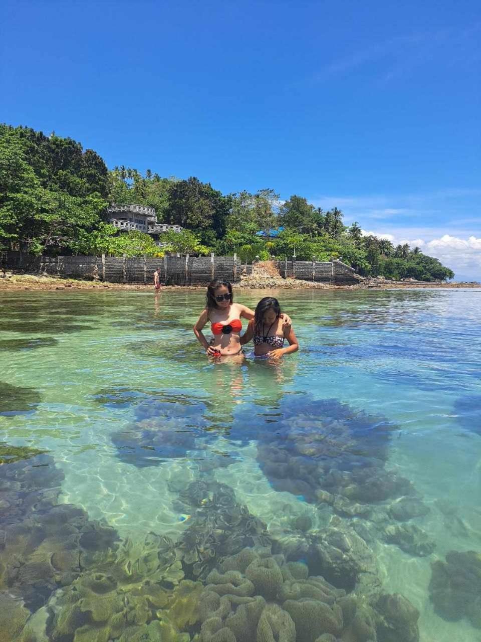 Eagles Nest Beach Resort Davao Luaran gambar