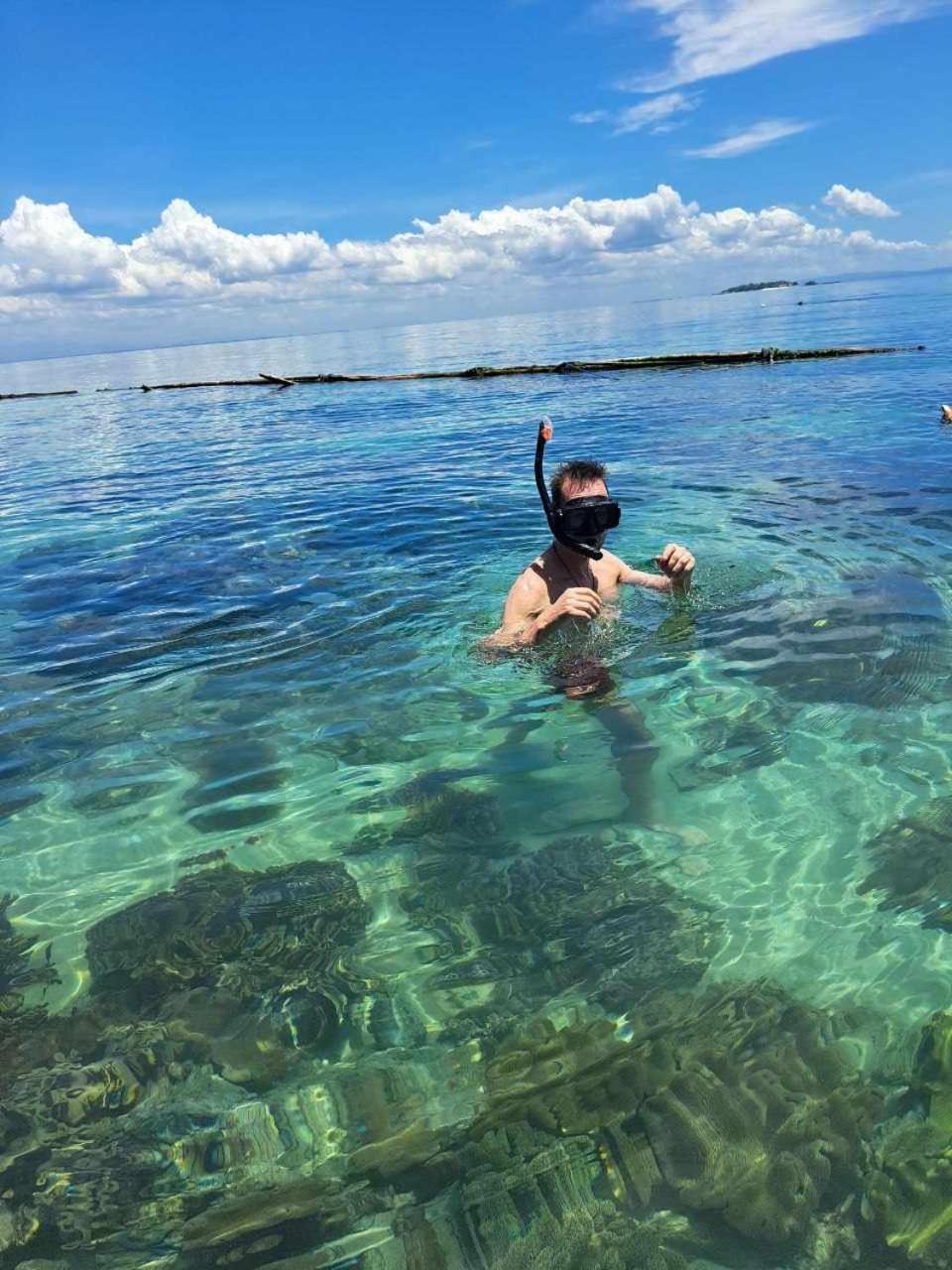 Eagles Nest Beach Resort Davao Luaran gambar