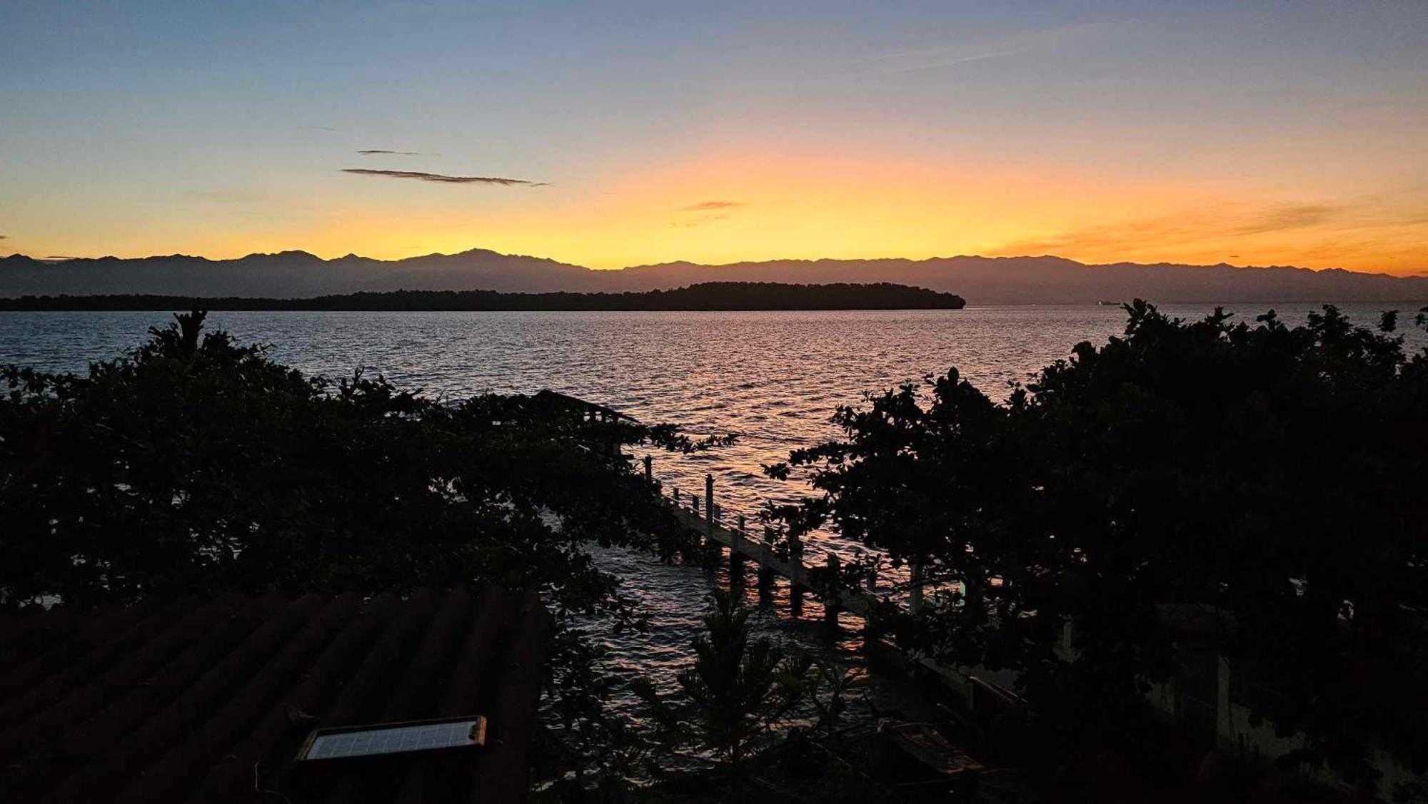 Eagles Nest Beach Resort Davao Luaran gambar